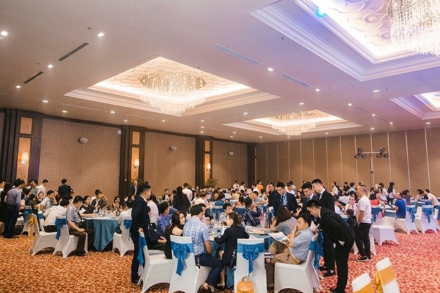 &nbsp; Những động th&aacute;i tuyển dụng rầm rộ trong thời gian qua của c&aacute;c c&ocirc;ng ty địa ốc l&agrave; để chuẩn bị nguồn lực cho năm mới.