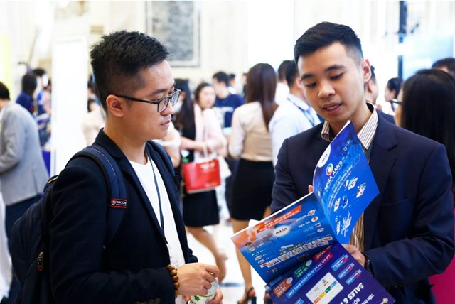 Bộ giải ph&aacute;p chuyển đổi số cho marketing v&agrave; sales của MISA được nhiều kh&aacute;ch h&agrave;ng, chuy&ecirc;n gia quan t&acirc;m tại CSMO Summit 2022