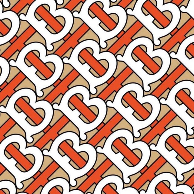 6 b&#224;i học qu&#253; gi&#225; từ Burberry trong việc hồi sinh một thương hiệu đang t&#224;n lụi - Ảnh 1