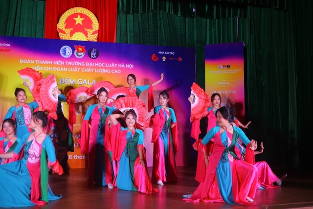 Tiết mục văn nghệ đặc sắc