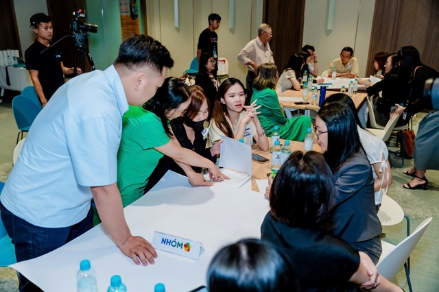 Nhiều ph&acirc;n t&iacute;ch sắc b&eacute;n được đưa ra trong c&aacute;c b&agrave;i tập xử l&yacute; t&igrave;nh huống tại chỗ &nbsp;