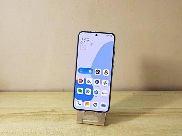 Giữa &quot;c&#225;i kh&#243;&quot; kh&#244;ng săn nổi m&#243;n h&#224;ng hot của Sony, người Trung Quốc &quot;l&#243; c&#225;i kh&#244;n&quot; với chỉ 2 triệu đồng - Ảnh 6