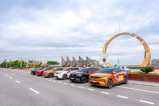 Doanh nh&#226;n Việt n&#243;i g&#236; về VinFast VF 9? - Ảnh 2