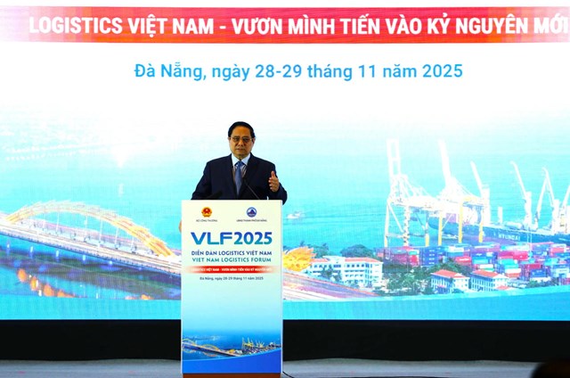 Thủ tướng Ch&iacute;nh phủ Phạm Minh Ch&iacute;nh ph&aacute;t biểu chỉ đạo tại diễn đ&agrave;n.&nbsp;