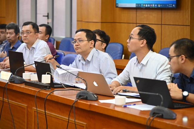Diễn tập ứng cứu sự cố an ninh mạng với 2 kịch bản: Kịch bản 1 - lừa đảo, c&agrave;i cắm m&atilde; độc l&acirc;y lan qua đường mạng; Kịch bản 2 - tấn c&ocirc;ng từ chối dịch vụ theo kiểu Slowloris.