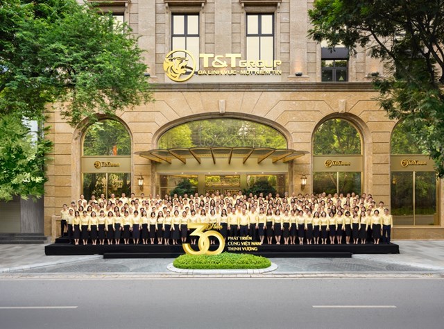T&amp;T Group hiện nay đ&atilde; trở th&agrave;nh một Tập đo&agrave;n kinh tế tư nh&acirc;n đa ng&agrave;nh h&agrave;ng đầu Việt Nam. &nbsp;