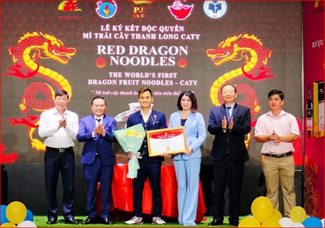B&agrave; Phan Thị Na hiện l&agrave; Tổng gi&aacute;m đốc C&ocirc;ng ty TNHH Caty Food (Ảnh: Caty Food).