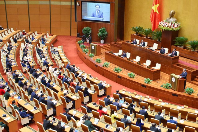B&#227;i bỏ tất cả c&#225;c cơ chế thu nhập đặc th&#249;, &#225;p dụng chế độ tiền lương, phụ cấp thống nhất từ 1/7/2024 - Ảnh 1