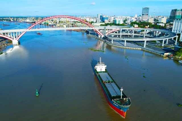 X&acirc;y dựng v&agrave; ph&aacute;t triển Hải Ph&ograve;ng trở th&agrave;nh th&agrave;nh phố cảng biển lớn &nbsp;