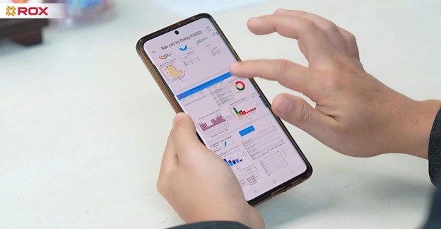 Ứng dụng ROX Connect - sản phẩm được ph&aacute;t triển theo đ&uacute;ng tinh thần Agile, ho&agrave;n thiện li&ecirc;n tục qua từng v&ograve;ng phản hồi của người d&ugrave;ng &nbsp;