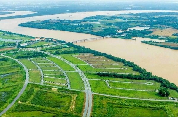 C&aacute;c doanh nghiệp c&oacute; tiềm lực đang tranh thủ cơ hội lao v&agrave;o cuộc đua thu gom quỹ đất. Ảnh minh họa: Mạnh Trần