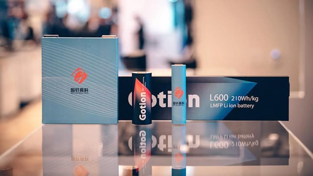Đi 1000 km mỗi lần sạc: VinFast đ&#227; bắt tay NSX pin số 1 thế giới, &#39;chiến trường&#39; mới sắp nổ ra? - Ảnh 5