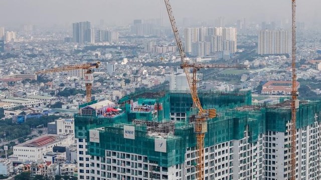 C&aacute;c t&ograve;a th&aacute;p Akari City giai đoạn 2 đ&atilde; được cất n&oacute;c đ&uacute;ng tiến độ &nbsp;