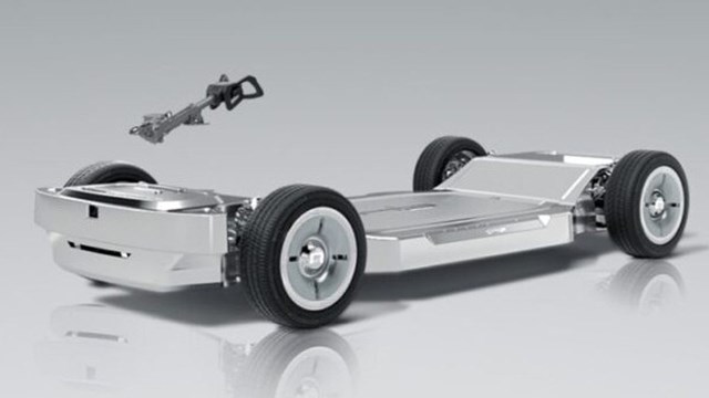 Đi 1000 km mỗi lần sạc: VinFast đ&#227; bắt tay NSX pin số 1 thế giới, &#39;chiến trường&#39; mới sắp nổ ra? - Ảnh 1