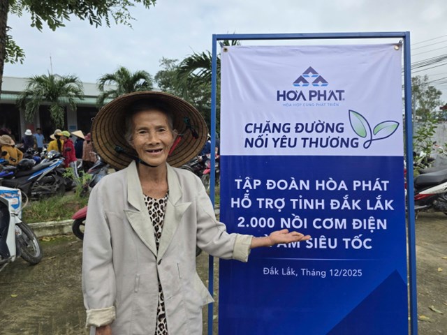 B&agrave; Nguyễn Thị Nập gửi lời cảm ơn đến Tập đo&agrave;n H&ograve;a Ph&aacute;t &nbsp;