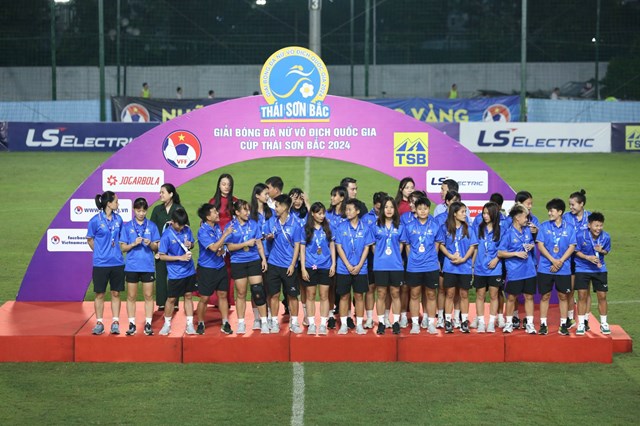 CLB nữ Th&aacute;i Nguy&ecirc;n T&amp;T c&oacute; thể cạnh tranh huy chương tại giải VĐQG nữ nhờ sự đầu tư của bầu Hiển &nbsp;