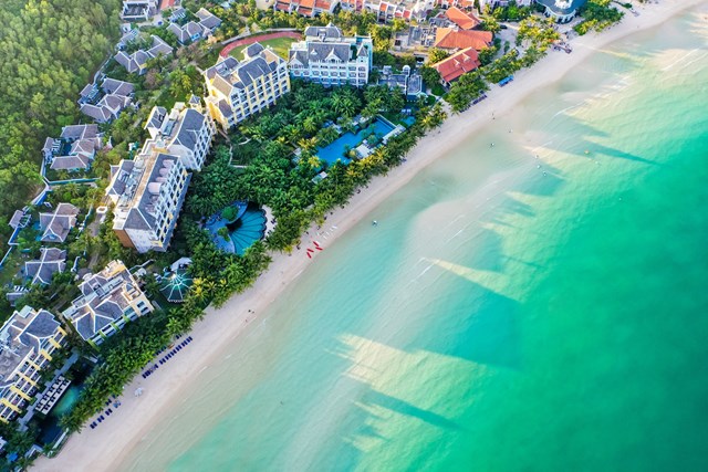 JW Marriott Phu Quoc Emerald Bay Resort (Ph&uacute; Quốc). Ảnh: Sun Group