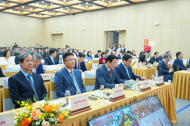 Thủ tướng Phạm Minh Ch&iacute;nh v&agrave; c&aacute;c đại biểu dự Hội nghị. (Ảnh: H.Giang)