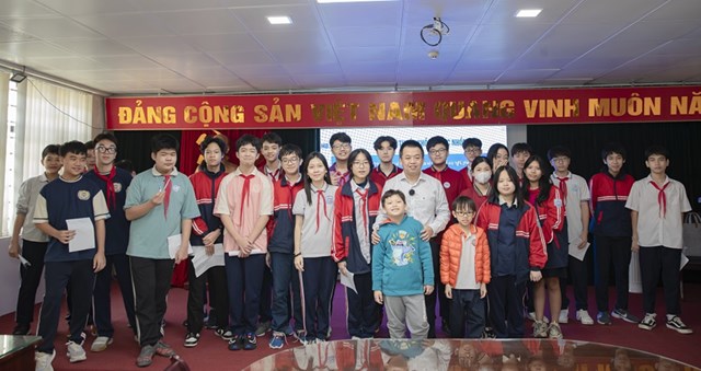 Lớp đ&agrave;o tạo Kỹ năng sống do MB Ageas Life v&agrave; chuy&ecirc;n gia Trần Mạnh Ho&agrave;ng Việt phối hợp tổ chức cho học sinh tr&ecirc;n địa b&agrave;n H&agrave; Nội &nbsp;