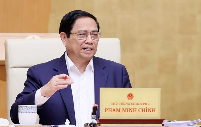 Thủ tướng Phạm Minh Ch&iacute;nh chỉ đạo quyết liệt triển khai c&aacute;c nhiệm vụ, giải ph&aacute;p để n&acirc;ng hạng thị trường chứng kho&aacute;n Việt Nam từ thị trường cận bi&ecirc;n l&ecirc;n thị trường mới nổi trong thời gian sớm nhất.