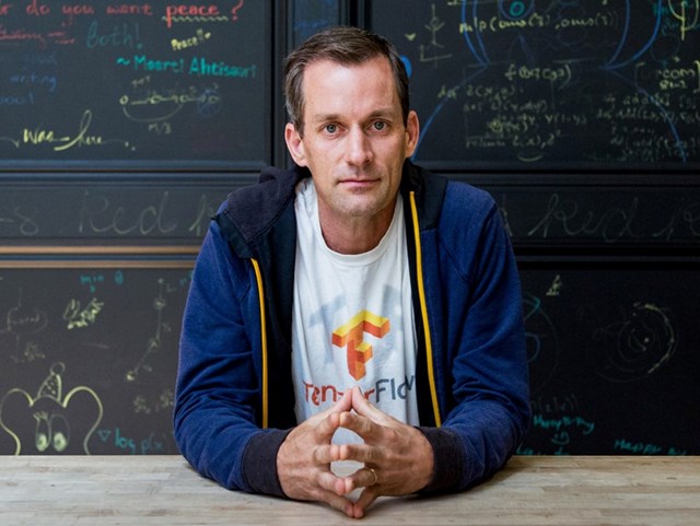 Jeff Dean, gi&aacute;m đốc mảng AI tại Google.
