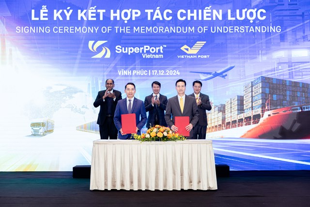 Việt Nam SuperPortTM v&agrave; Bưu điện Việt Nam cam kết cung cấp cho c&aacute;c SME c&aacute;c giải ph&aacute;p liền mạch gi&uacute;p đơn giản h&oacute;a quy tr&igrave;nh xuất khẩu h&agrave;ng h&oacute;a.