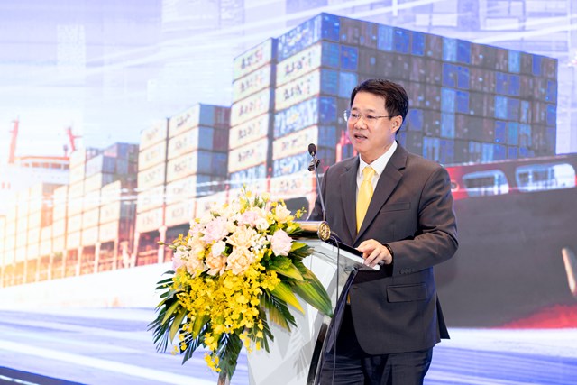 &Ocirc;ng Nguyễn Trường Giang, Phụ tr&aacute;ch Hội đồng th&agrave;nh vi&ecirc;n, Tổng C&ocirc;ng ty Bưu điện Việt Nam ph&aacute;t biểu tại Lễ k&yacute; kết hợp t&aacute;c