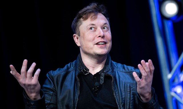 CEO Tesla, Elon Musk.
