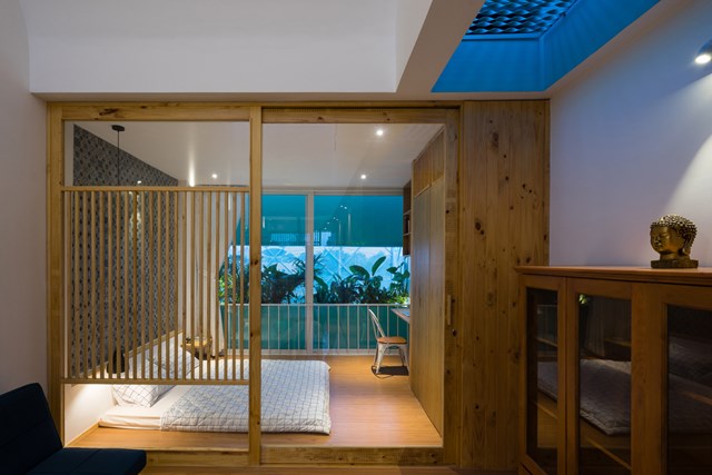 Căn nh&#224; 72 m2 tạo cảm gi&#225;c cứ &#39;tan ra, rộng r&#227;i, xuy&#234;n suốt&#39; - Ảnh 6