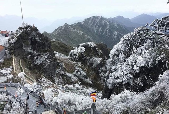 Sa Pa l&agrave; địa điểm thu h&uacute;t nhiều du kh&aacute;ch đến dịp nghỉ lễ Gi&aacute;ng sinh v&agrave; Tết Dương lịch 2021.