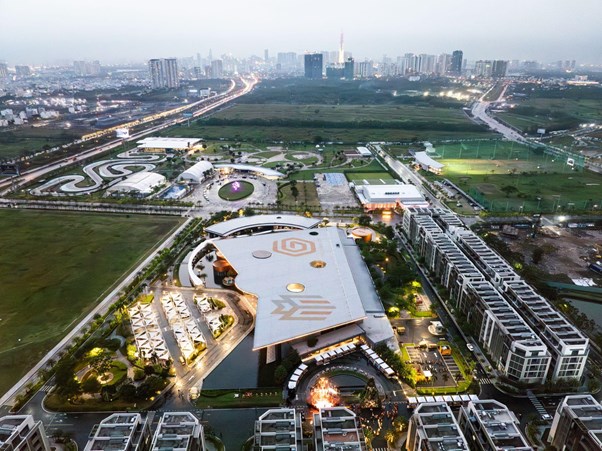 Sự kiện Global Festive, diễn ra từ 13/12/2025 đến 10/1/2026 tại The Global City. &nbsp;