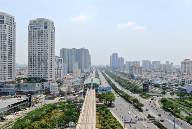 Thủ Đức l&#234;n th&#224;nh phố, nh&#224; đất sốt gi&#225; - Ảnh 1