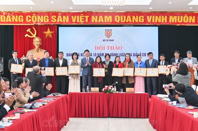 C&#244;ng t&#225;c ho&#224; giải ở cơ sở tiếp tục khẳng định vị tr&#237;, vai tr&#242; quan trọng trong đời sống x&#227; hội - Ảnh 1