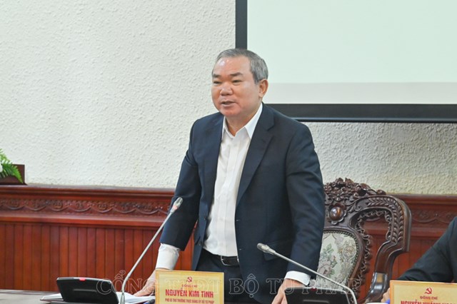 Đồng ch&iacute; Nguyễn Kim Tinh, Ph&oacute; B&iacute; thư Thường trực Đảng ủy Bộ, Ph&oacute; Trưởng Ban Chỉ đạo 35. &nbsp;