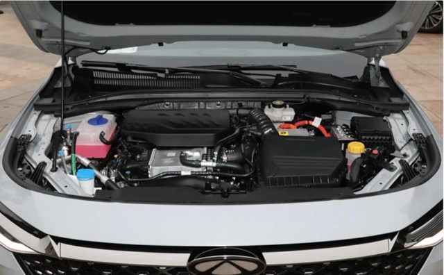 Si&#234;u phẩm sedan &quot;uống&quot; xăng 1 l&#237;t/100 km, gi&#225; b&#225;n mới l&#224; điều g&#226;y ch&#250; &#253; - Ảnh 8