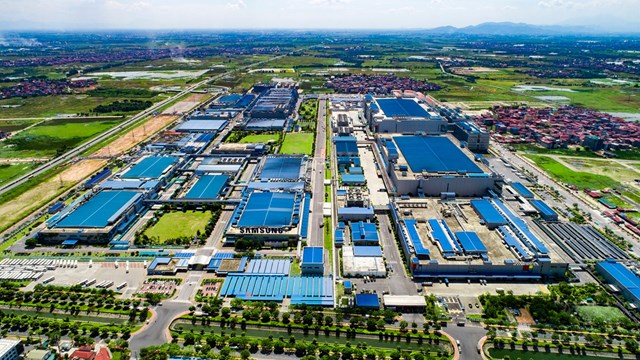 Diễn biến t&#226;m l&#253; của nh&#224; đầu tư bất động sản cuối năm 2021 - Ảnh 1