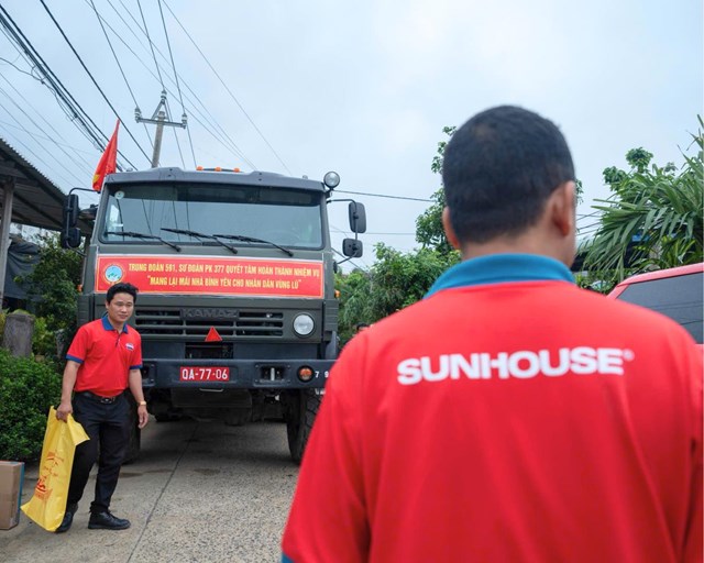 SUNHOUSE đồng hành cùng Ban Chỉ huy quân sự trong chiến dịch ‘Chất Việt Sẻ Chia’: Khi tinh thần Việt lan tỏa từ tiền tuyến đến gian bếp ấm
