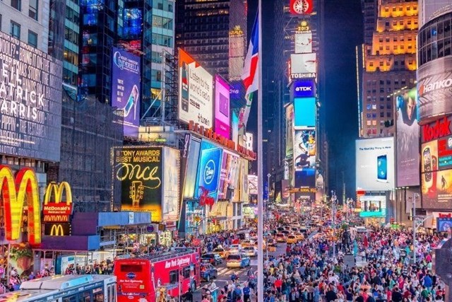 Một g&oacute;c Quảng trường Thời Đại tại New York &ndash; th&agrave;nh phố s&ocirc;i động bậc nhất thế giới.