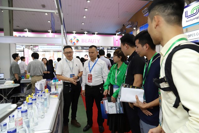 Hội chợ Thương mại Quốc tế Việt Nam lần thứ 34 - Ảnh 1