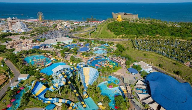 NovaWorld Phan Thiet kiến tạo điểm đến với hệ tiện &iacute;ch đa dạng, g&oacute;p phần thay đổi diện mạo đ&ocirc; thị v&agrave; chung tay ph&aacute;t triển kinh tế, du lịch bền vững tại địa phương.