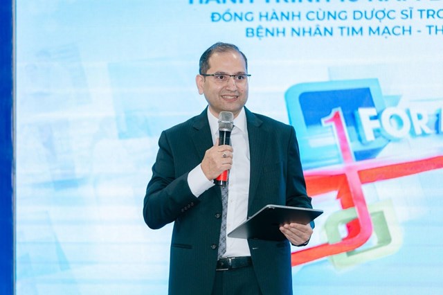 &Ocirc;ng Atul Tandon - Tổng Gi&aacute;m Đốc AstraZeneca Việt Nam.