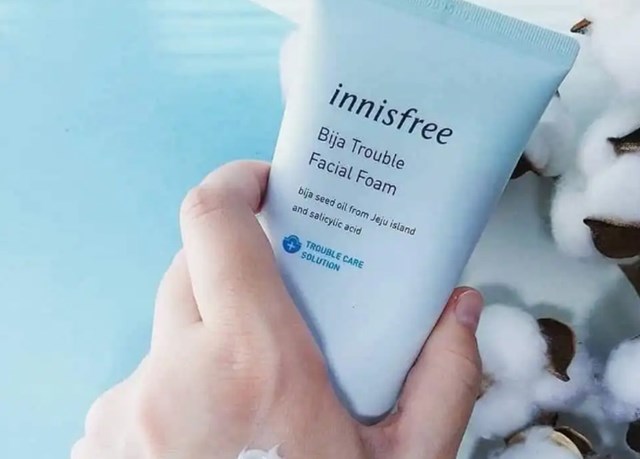 Mỹ phẩm Innisfree Bija Trouble Facial Foam bị đ&igrave;nh chỉ lưu h&agrave;nh, thu hồi to&agrave;n quốc.