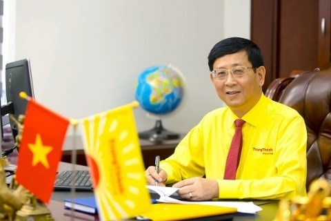 &Ocirc;ng Ph&iacute; Ngọc Chung