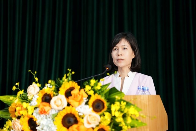 Ph&oacute; Vụ trưởng Vụ Tổ chức c&aacute;n bộ Trần Thu Hường ph&aacute;t biểu tại Hội nghị. (Ảnh: Hương Giang)