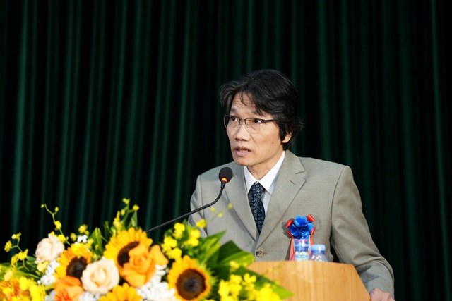 Trưởng Ban Kinh tế v&agrave; Doanh nh&acirc;n V&otilde; Tuấn Anh chia sẻ kinh nghiệm tại Hội nghị. (Ảnh: Hương Giang)