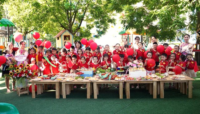 H&#224; Nội: Trường Mầm non Minh Khai ho&#224; chung ng&#224;y hội ‘Đến trường của b&#233;’ - Ảnh 1