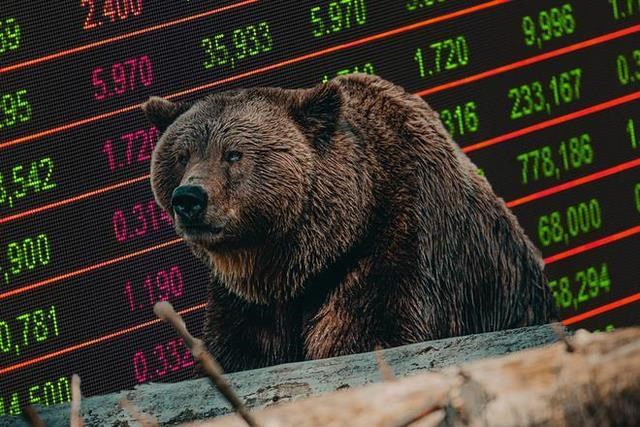 Góc nhìn CTCK: VN-Index có thể tiếp tục điều chỉnh để tìm kiếm lực cầu bắt đáy