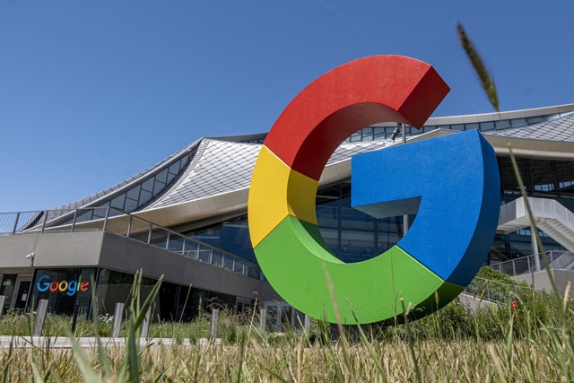 Google 10 năm ‘chơi xấu giấu tay’: Cho Apple chục tỷ USD/năm nhưng âm thầm dìm Safari, vị thế ‘Vua tìm kiếm’ không thể bị phá vỡ