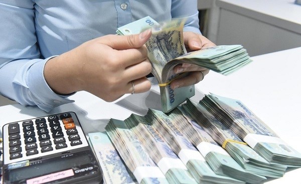 Nợ xấu tăng, nhiều ng&#226;n h&#224;ng rao b&#225;n t&#224;i sản trị gi&#225; h&#224;ng ngh&#236;n tỷ đồng - Ảnh 1