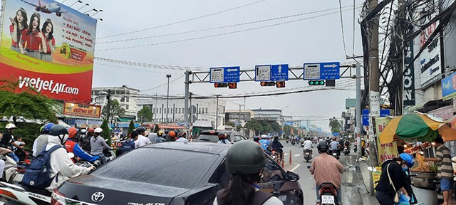 Ngã tư đường Mậu Thân - Nguyễn Văn Cừ - Võ Văn Kiệt (quận Ninh Kiều, TP. Cần Thơ).